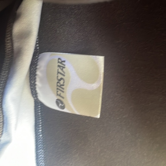 🖤FIRSTSTAR Women’s Black compression shirt - Picture 6 of 7